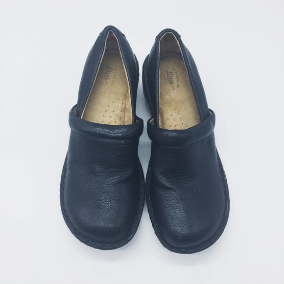 heels bow on back